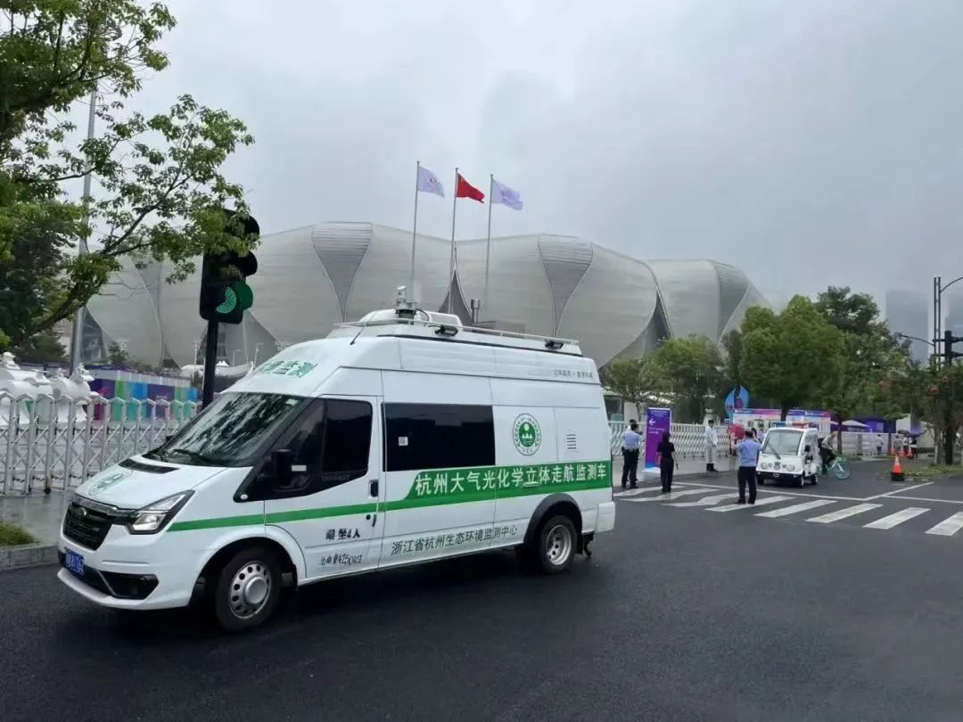 贝斯特全球最奢华大气走航服务监测车1.jpg